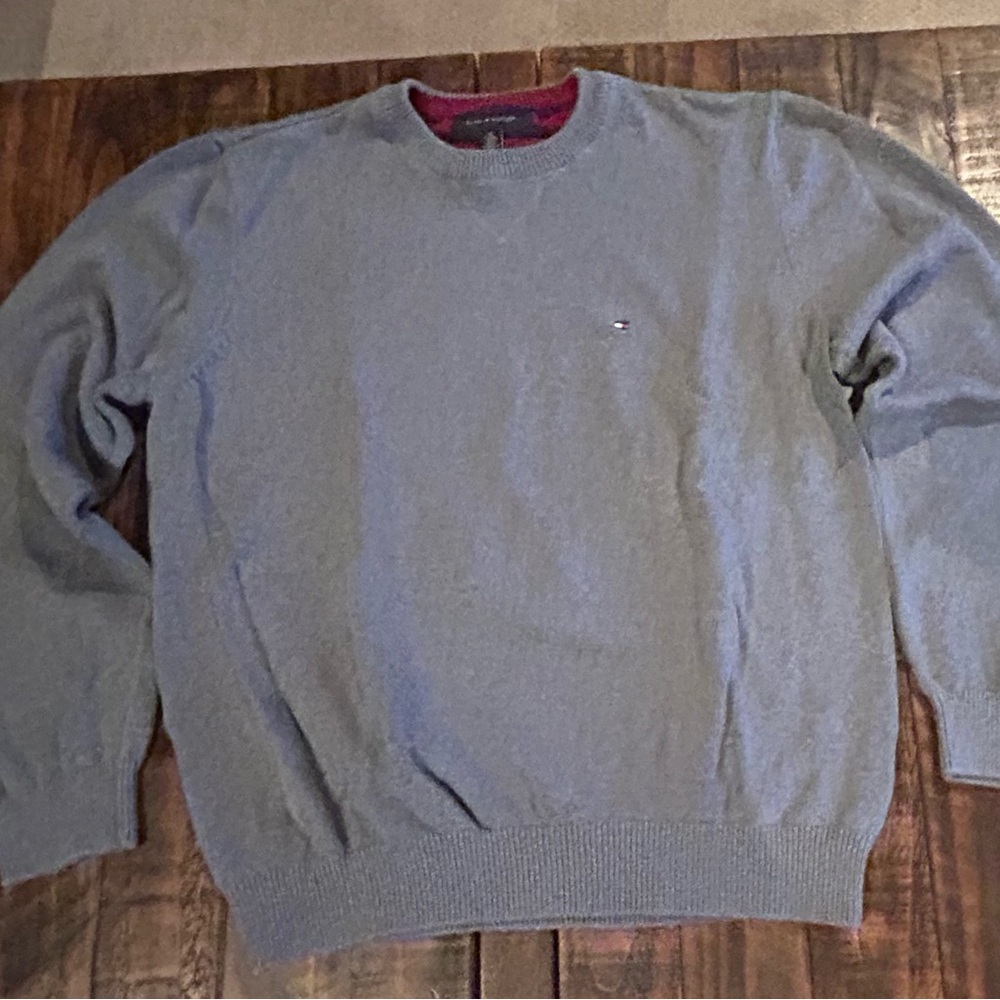 Tommy Hilfiger Men's Gray Crewneck Sweater